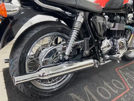 TRIUMPH-BONNEVILLE T 100 865 TRIUMPH-BONNEVILLE T 100 865-2015