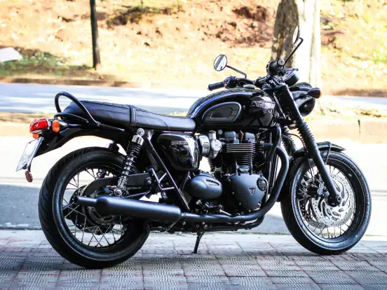 TRIUMPH-BONNEVILLE T120 BLACK 1200 TRIUMPH-BONNEVILLE T120 BLACK 1200-2020