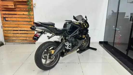 TRIUMPH-DAYTONA 675 TRIUMPH-DAYTONA 675-2008