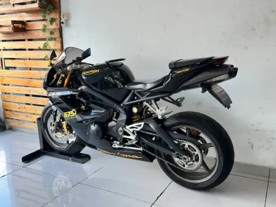 TRIUMPH-DAYTONA 675 TRIUMPH-DAYTONA 675-2008