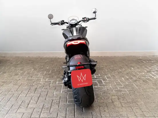 TRIUMPH-ROCKET III R BLACK EDITION-2021