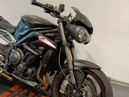 TRIUMPH-STREET TRIPLE 765 RS TRIUMPH-STREET TRIPLE 765 RS-2018