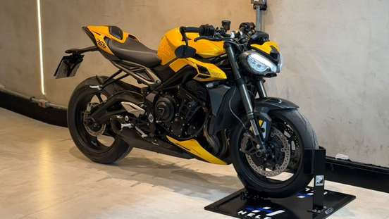 TRIUMPH-STREET TRIPLE 765 RS-2024