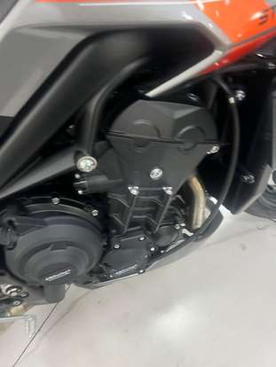 TRIUMPH-STREET TRIPLE 765 RS-2023