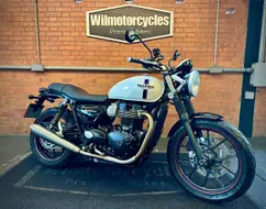 TRIUMPH STREET TWIN TRIUMPH STREET TWIN