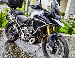 TRIUMPH TIGER 1200 RALLY EXPLORER TRIUMPH TIGER 1200 RALLY EXPLORER