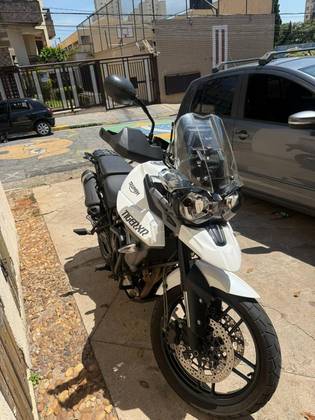 TRIUMPH TIGER 800 XR 