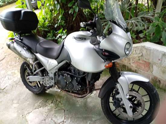 TRIUMPH-TIGER S-2005