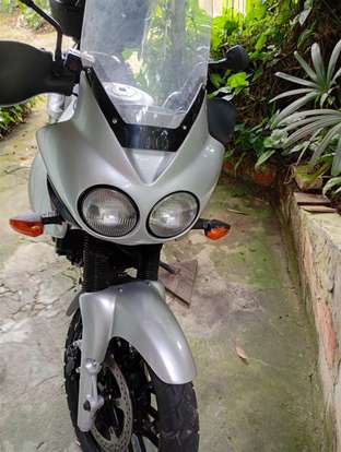 TRIUMPH-TIGER S-2005