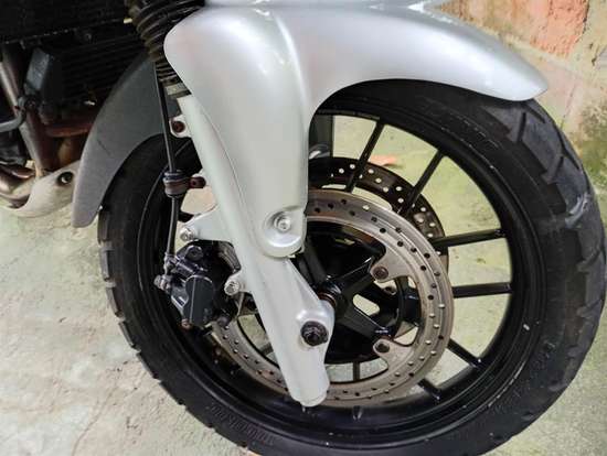 TRIUMPH-TIGER S-2005