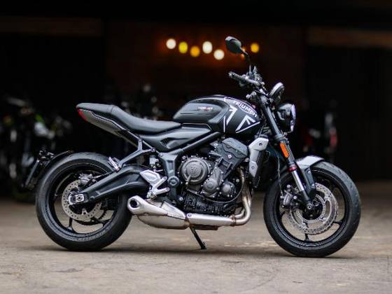 TRIUMPH TRIDENT 660 