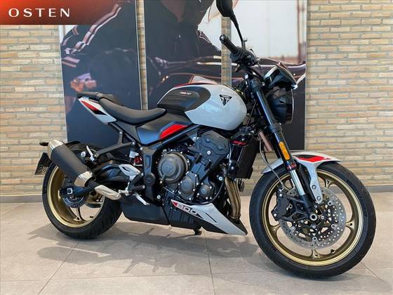 TRIUMPH TRIDENT 800 