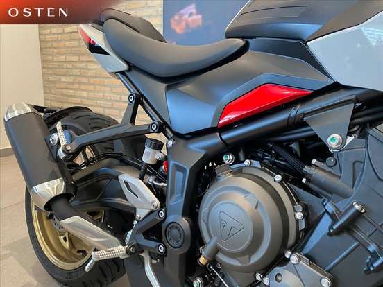 TRIUMPH-TRIDENT 800 TRIUMPH-TRIDENT 800-2026