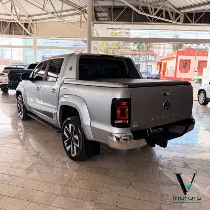 VOLKSWAGEN-AMAROK-2024