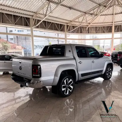 VOLKSWAGEN-AMAROK-2024