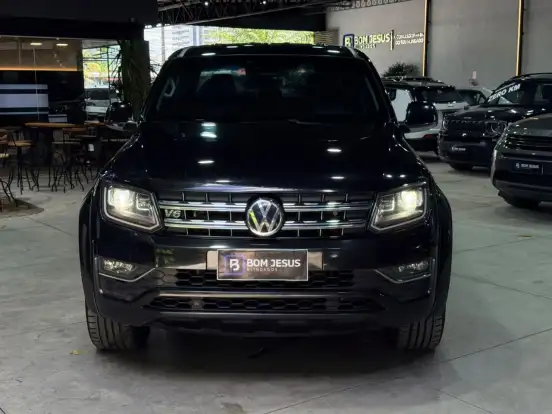 VOLKSWAGEN-AMAROK-2021