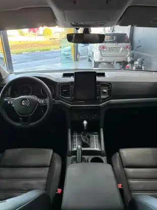 VOLKSWAGEN-AMAROK-2019