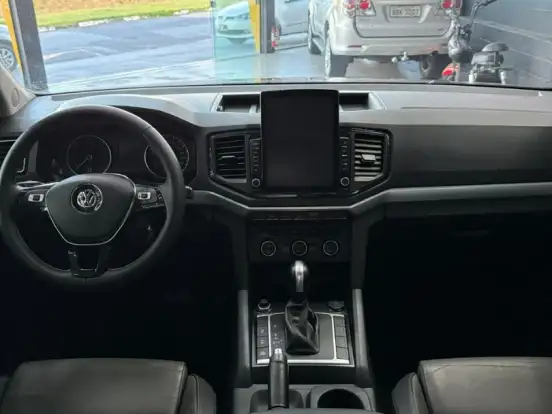 VOLKSWAGEN-AMAROK-3.0 V6 TDI DIESEL HIGHLINE CD 4MOTION AUTOMÁTICO VOLKSWAGEN-AMAROK-2019