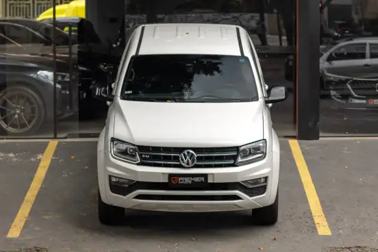 VOLKSWAGEN-AMAROK-2022