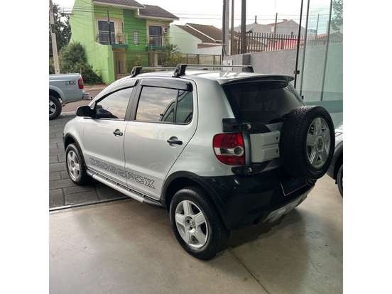 VOLKSWAGEN-CROSSFOX-2005
