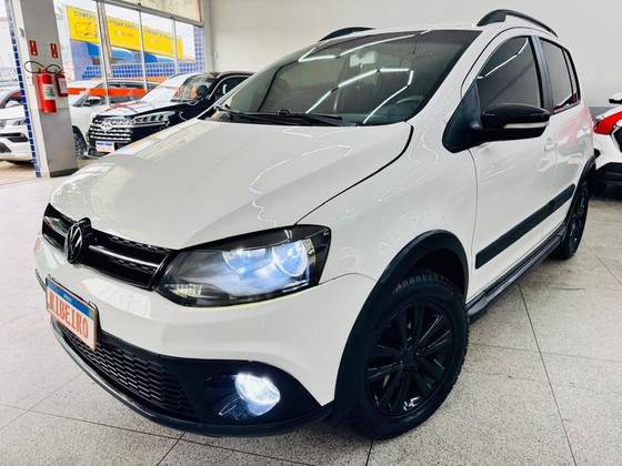 VOLKSWAGEN CROSSFOX 1.6 MI FLEX 8V 4P MANUAL