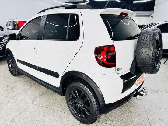 VOLKSWAGEN-CROSSFOX-1.6 MI FLEX 8V 4P MANUAL VOLKSWAGEN-CROSSFOX-2013