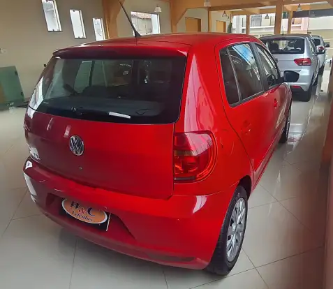 VOLKSWAGEN-FOX-2012