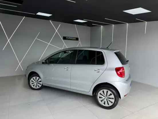VOLKSWAGEN-FOX-1.6 MI 8V FLEX 4P MANUAL VOLKSWAGEN-FOX-2014