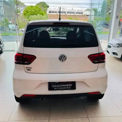 VOLKSWAGEN-FOX-2019