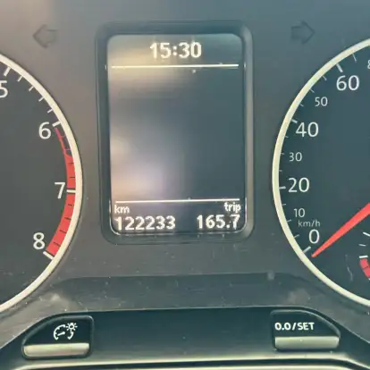 VOLKSWAGEN-FOX-2019