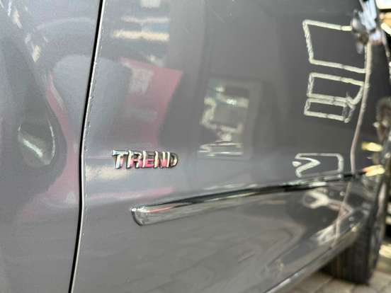 VOLKSWAGEN-FOX-2012