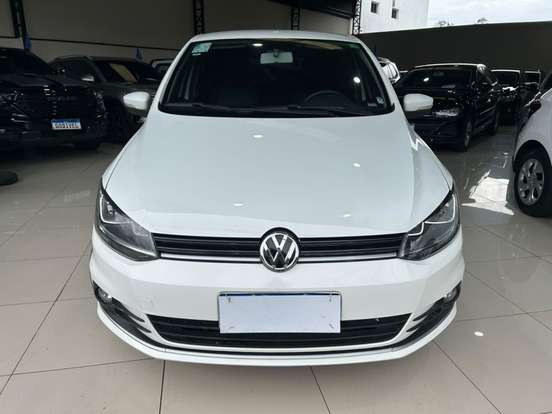 VOLKSWAGEN-FOX-2019