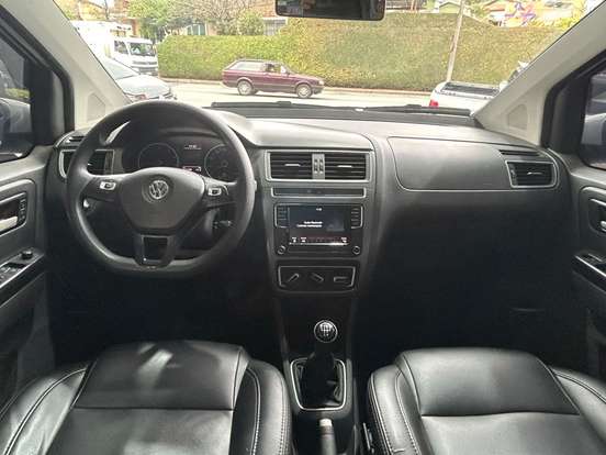 VOLKSWAGEN-FOX-1.6 MSI TOTAL FLEX CONNECT 4P MANUAL VOLKSWAGEN-FOX-2019
