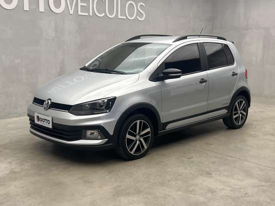 VOLKSWAGEN-FOX-1.6 MSI TOTAL FLEX XTREME 4P MANUAL VOLKSWAGEN-FOX-2017