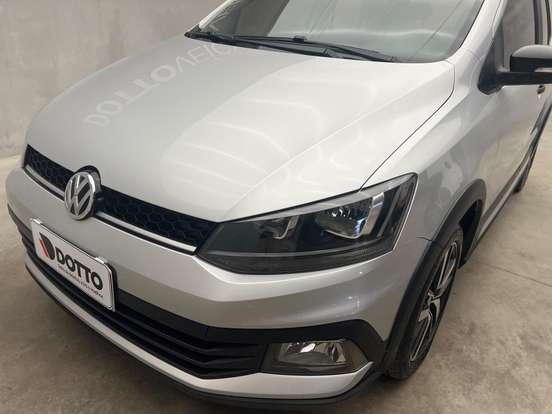 VOLKSWAGEN-FOX-1.6 MSI TOTAL FLEX XTREME 4P MANUAL VOLKSWAGEN-FOX-2017