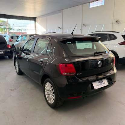 VOLKSWAGEN-GOL-2015