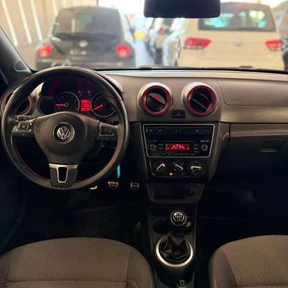 VOLKSWAGEN-GOL-1.0 MI ROCK IN RIO 8V FLEX 4P MANUAL VOLKSWAGEN-GOL-2015