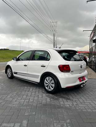 VOLKSWAGEN-GOL-2013