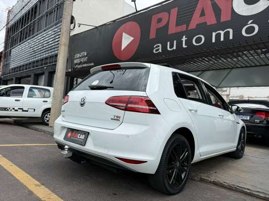 VOLKSWAGEN-GOLF-2013