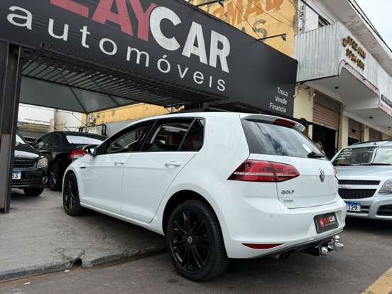 VOLKSWAGEN-GOLF-2013