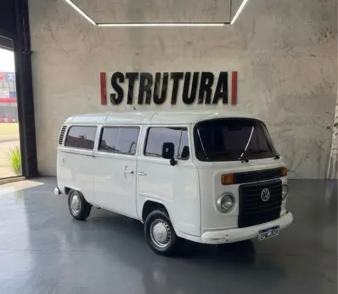 VOLKSWAGEN KOMBI 1.4 MI STD LOTAÇÃO 8V FLEX 3P MANUAL