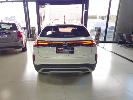VOLKSWAGEN-NIVUS-1.0 200 TSI TOTAL FLEX HIGHLINE AUTOMÁTICO VOLKSWAGEN-NIVUS-2025