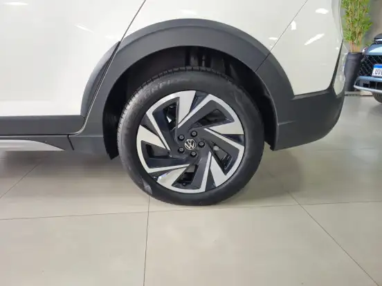 VOLKSWAGEN-NIVUS-2025