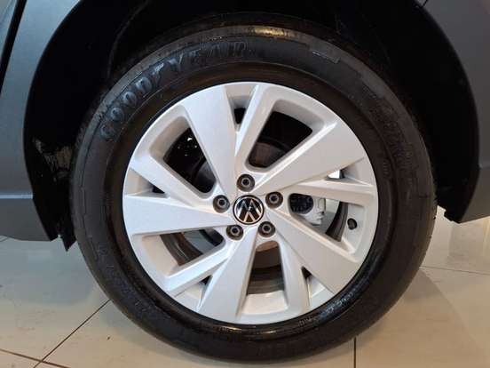 VOLKSWAGEN-NIVUS-1.0 200 TSI TOTAL FLEX COMFORTLINE AUTOMÁTICO VOLKSWAGEN-NIVUS-2022