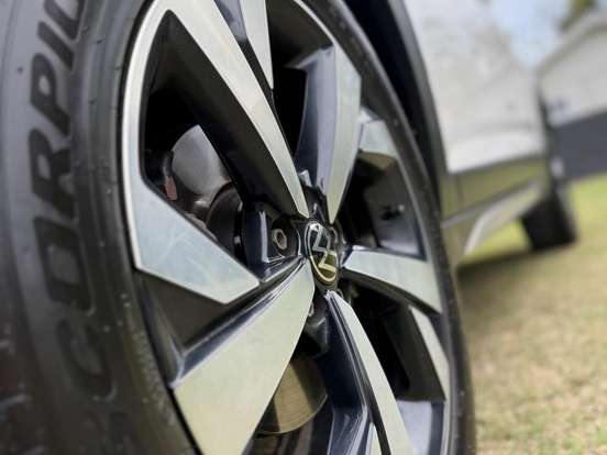 VOLKSWAGEN-NIVUS-1.0 200 TSI TOTAL FLEX HIGHLINE AUTOMÁTICO VOLKSWAGEN-NIVUS-2023