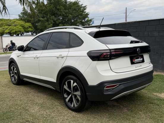 VOLKSWAGEN-NIVUS-1.0 200 TSI TOTAL FLEX HIGHLINE AUTOMÁTICO VOLKSWAGEN-NIVUS-2023