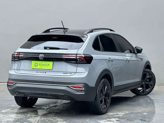 VOLKSWAGEN-NIVUS-1.0 200 TSI TOTAL FLEX HIGHLINE AUTOMÁTICO VOLKSWAGEN-NIVUS-2023
