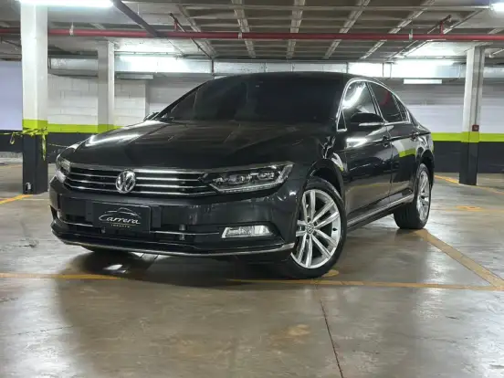 VOLKSWAGEN-PASSAT-2018