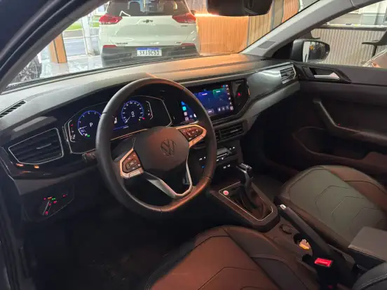 VOLKSWAGEN-POLO-2025