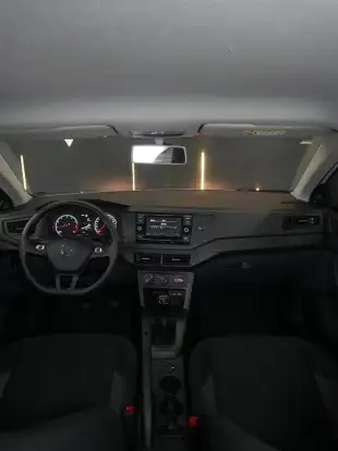 VOLKSWAGEN-POLO-2024